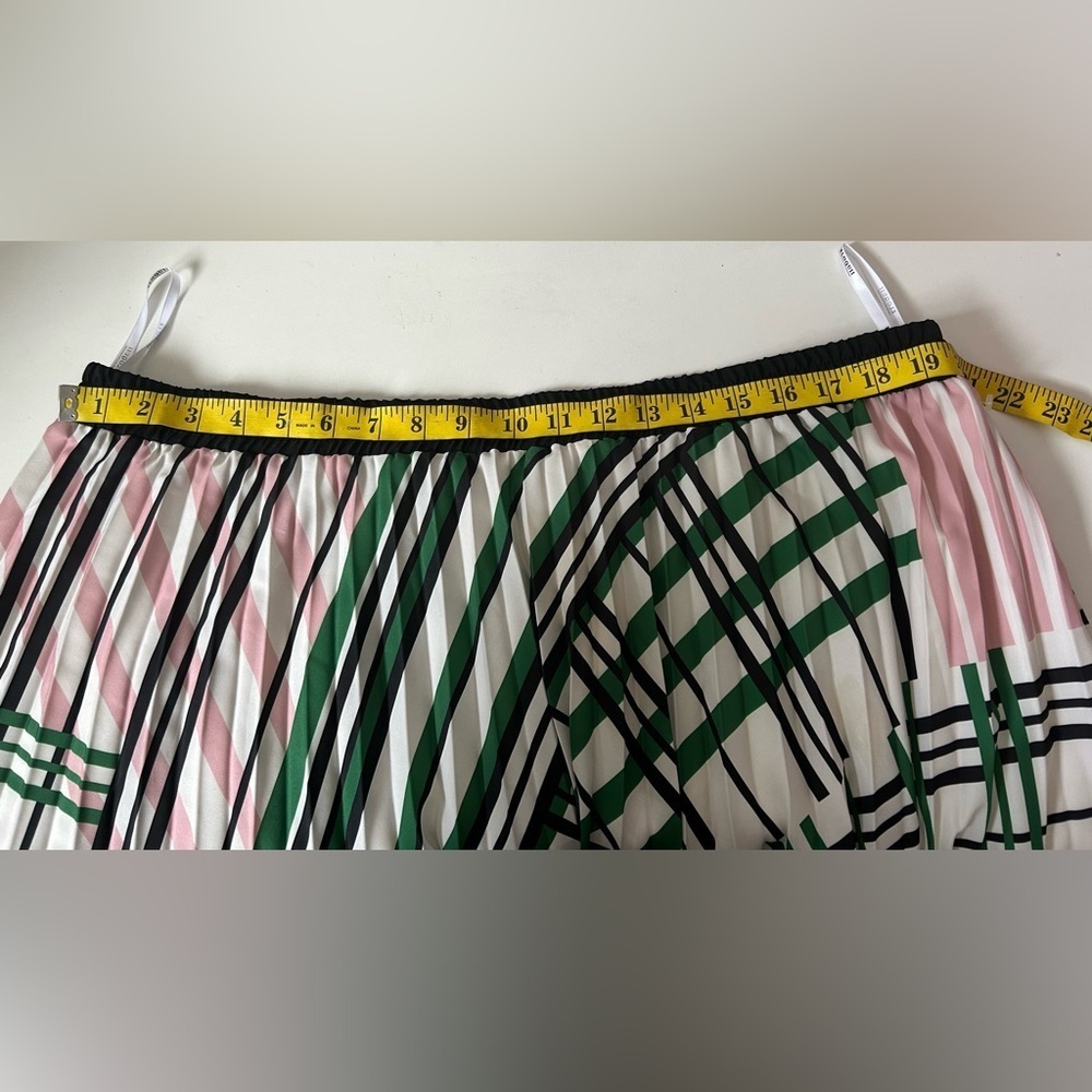 ELOQUII ABSTRACT PRINT PLEATED MIDI SKIRT 22/24 FULLY LINED, ELASTICATED WAIST - Picture 9 of 9